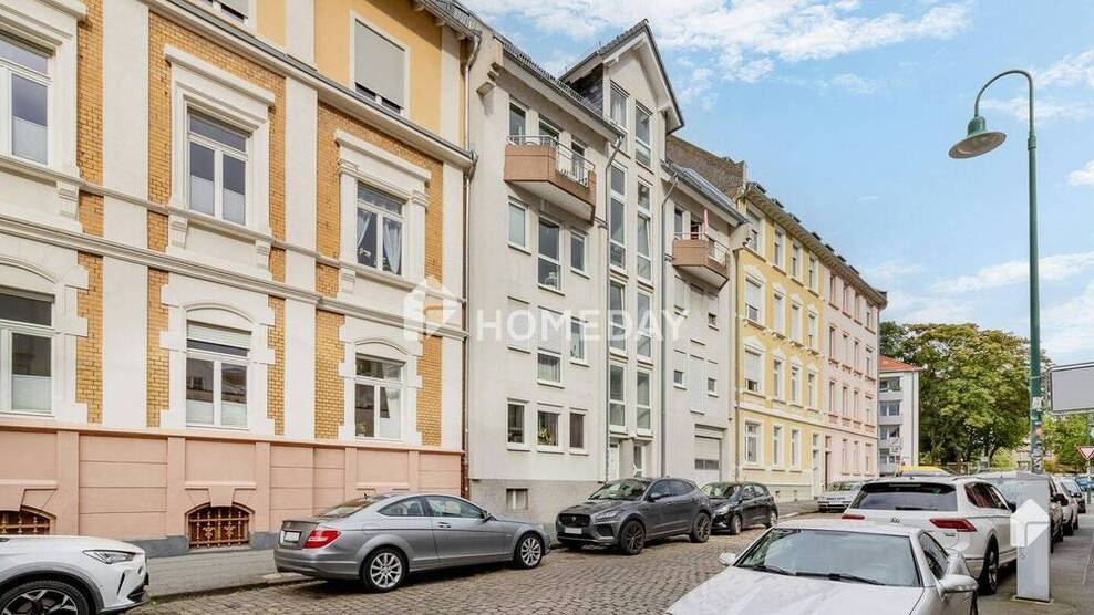 2 Zimmer, leerstehend im Zentrum direkt neben der TU Darmstadt mit TG-Stellplatz