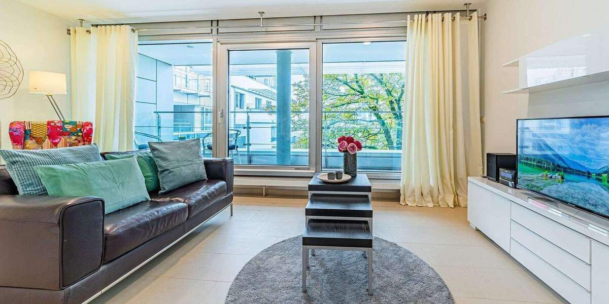 Etagenwohnung Frankfurt am Main Bahnhofsviertel - 2 Zimmer, 65 m&sup2;, 2.340&euro; | Angebot:24593862