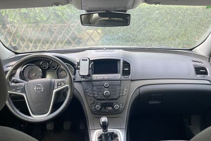 Opel Insignia 216.616 km 2.100 &euro; Frankfurt am Main 65929