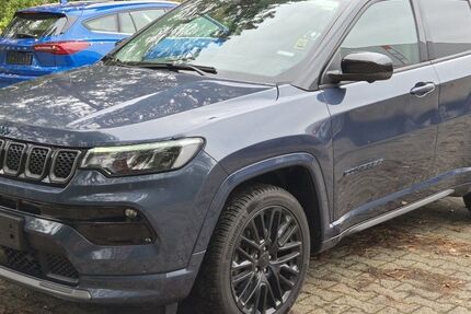 Jeep Compass 92.195 km 19.980 € Rüsselsheim 65428