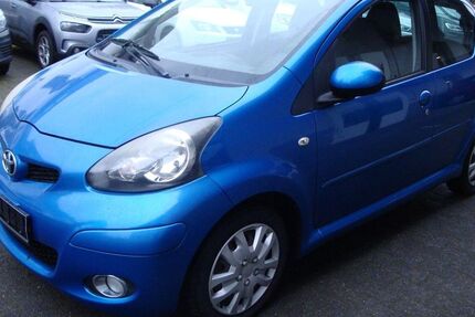 Toyota Aygo (X) 49.450 km 5.999 &euro; Lorsch 64653