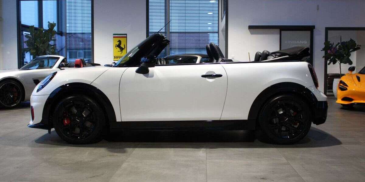 Mini John Cooper Works Cabrio 3.300 km 45.900 &euro; Griesheim 64347