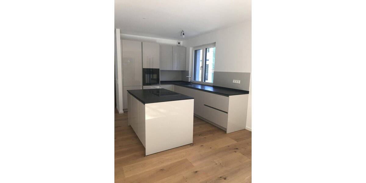 Etagenwohnung Dreieich Buchschlag - 4 Zimmer, 146 m&sup2;, 2.920&euro; | Angebot:26903110