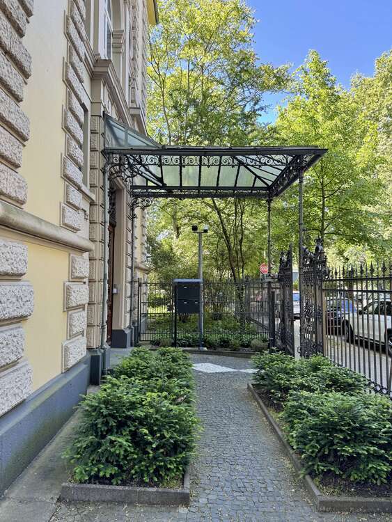 Büro in FrankfurtMain 2.600 € 63 m²