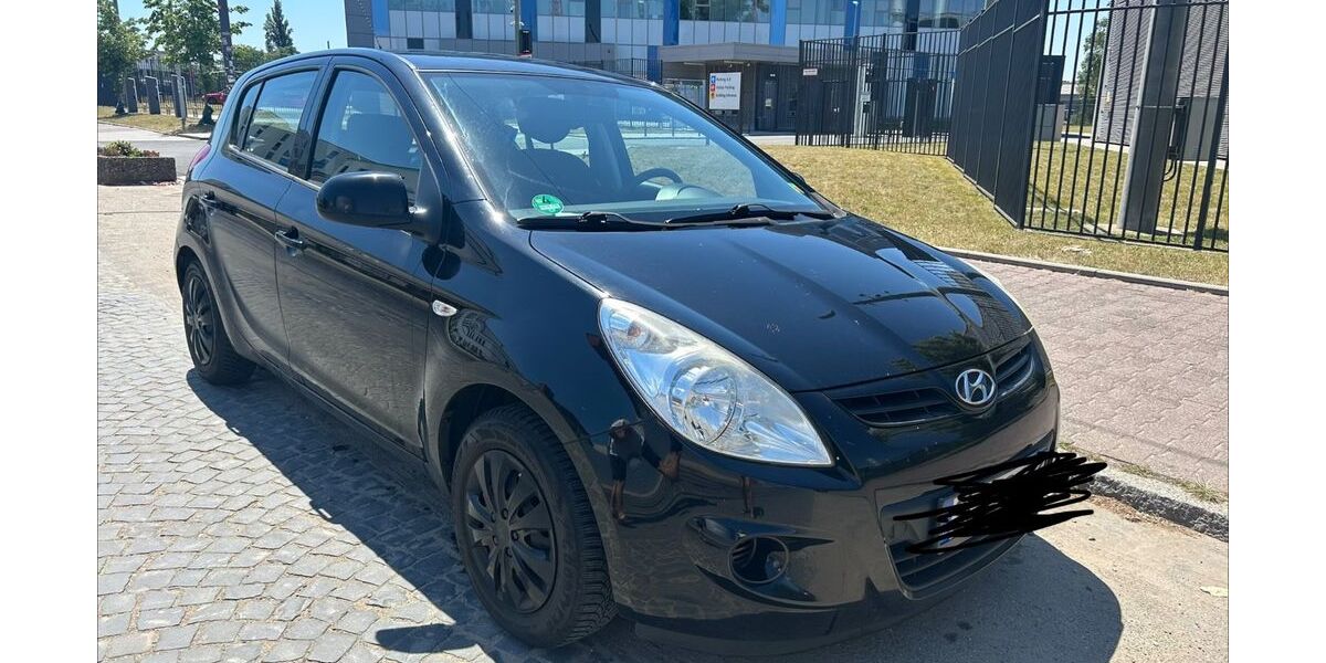 Hyundai i20 207.000 km 3.200 &euro; Frankfurt am Main 60318