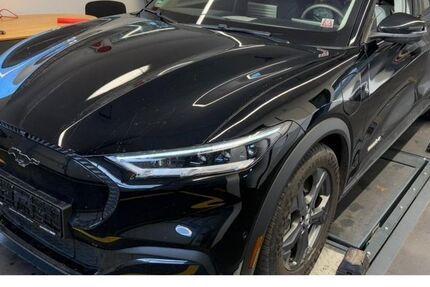 Ford Mustang Mach-E 33.990 km 32.690 &euro; Bensheim 64625