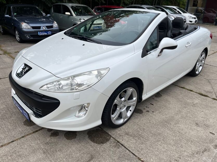 Peugeot 308 119.000 km 5.900 € Dreieich 63303