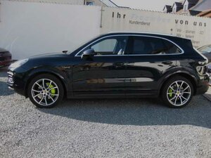 Cayenne Plug-In-Hybrid dt.Fzg.Top Ausst.