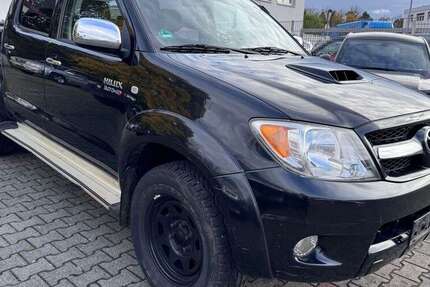 Toyota Hilux 243.000 km 13.499 € Rödermark 63322