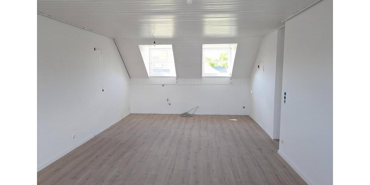 Dachgeschoßwohnung Gernsheim - 3 Zimmer, 86 m&sup2;, 339.000&euro; | Angebot:26539070
