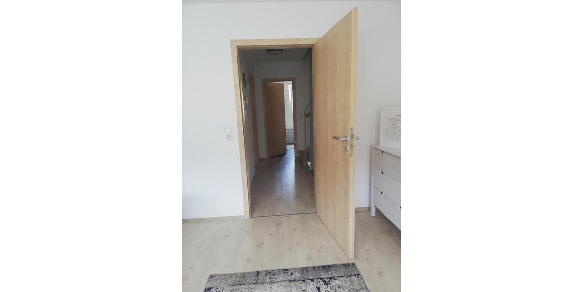 Reihenhaus Frankfurt am Main Nied - 5 Zimmer, 122 m&sup2;, 589.900&euro; | Angebot:27091271
