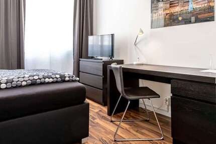 Zimmer Frankfurt Bahnhofsviertel - 5 Zimmer, 650&euro; | Angebot:27346039