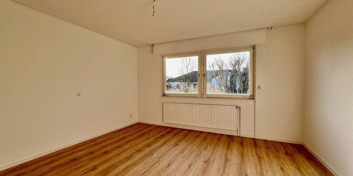 Einfamilienhaus Dieburg - 6 Zimmer, 176 m&sup2;, 1.950&euro; | Angebot:25740760