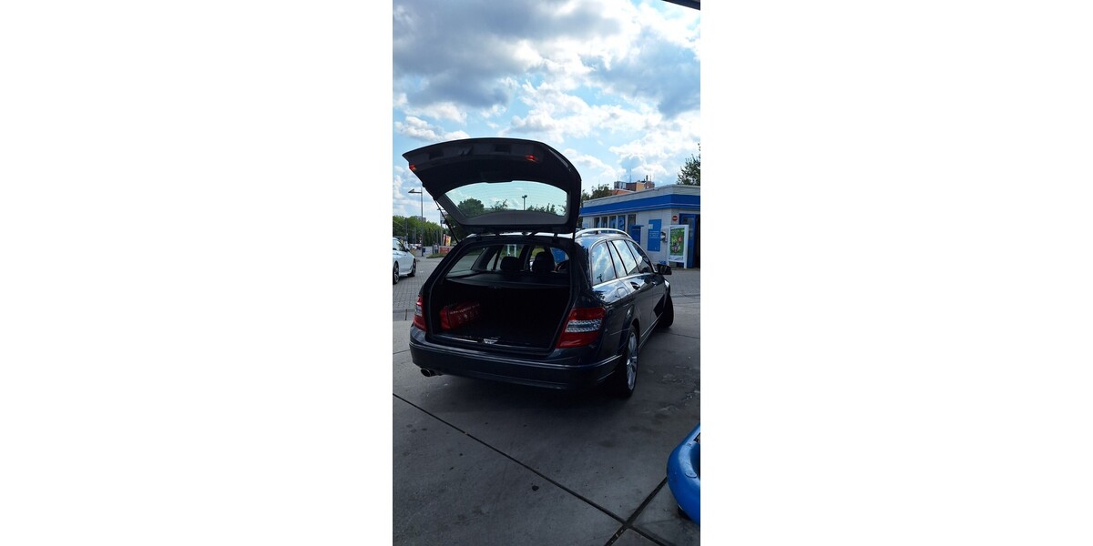 Mercedes-Benz C 220 237.377 km 7.600 &euro; Frankfurt am Main 60311