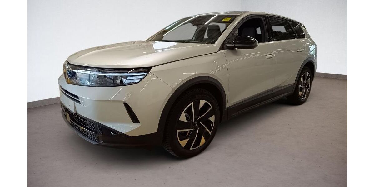 Opel Grandland (X) 8.850 km 33.200 &euro; Rüsselsheim 65428