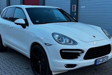 Porsche Cayenne 89.000 km 26.900 &euro; Obertshausen 63179