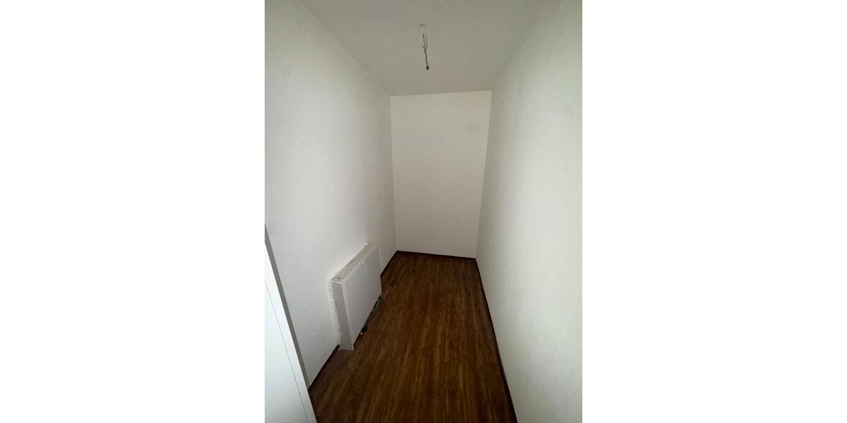 Etagenwohnung Bürstadt - 3 Zimmer, 90 m&sup2;, 1.170&euro; | Angebot:26511897