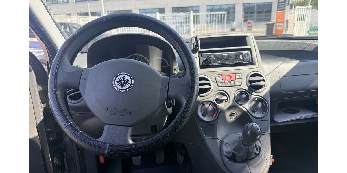 Fiat Panda 1.2 8V Active/AHK/Scheckh/Klima/29tkm!! 29.200 km 3.999 &euro; Frankfurt 60386