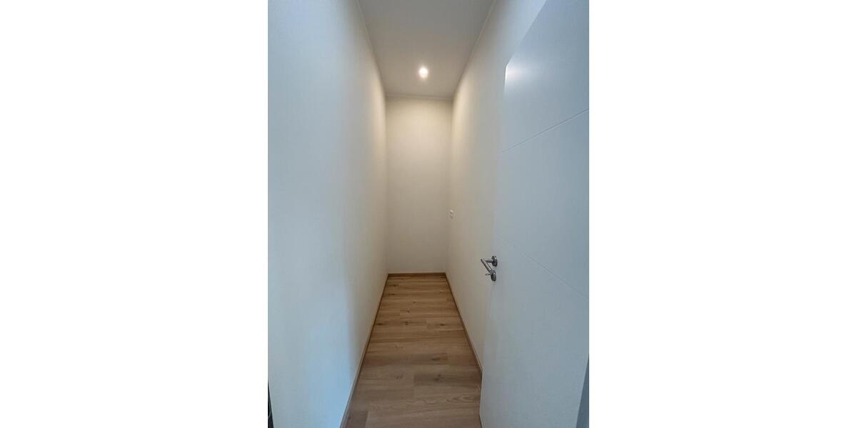 Erdgeschoßwohnung Bischofsheim - 1 Zimmer, 40 m&sup2;, 900&euro; | Angebot:25902123