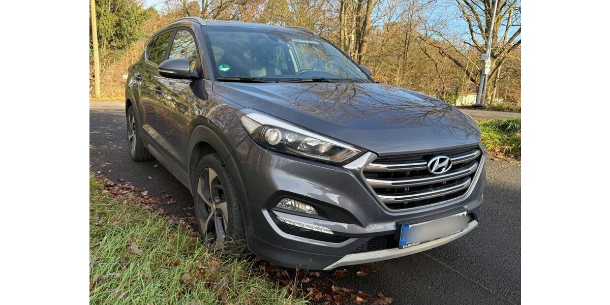 Hyundai TUCSON 140.000 km 13.200 &euro; Rodgau 63110