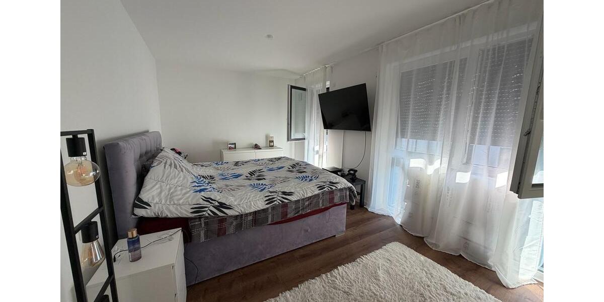 Etagenwohnung Neu-Isenburg Isenburg - 2 Zimmer, 83 m&sup2;, 1.350&euro; | Angebot:26585870