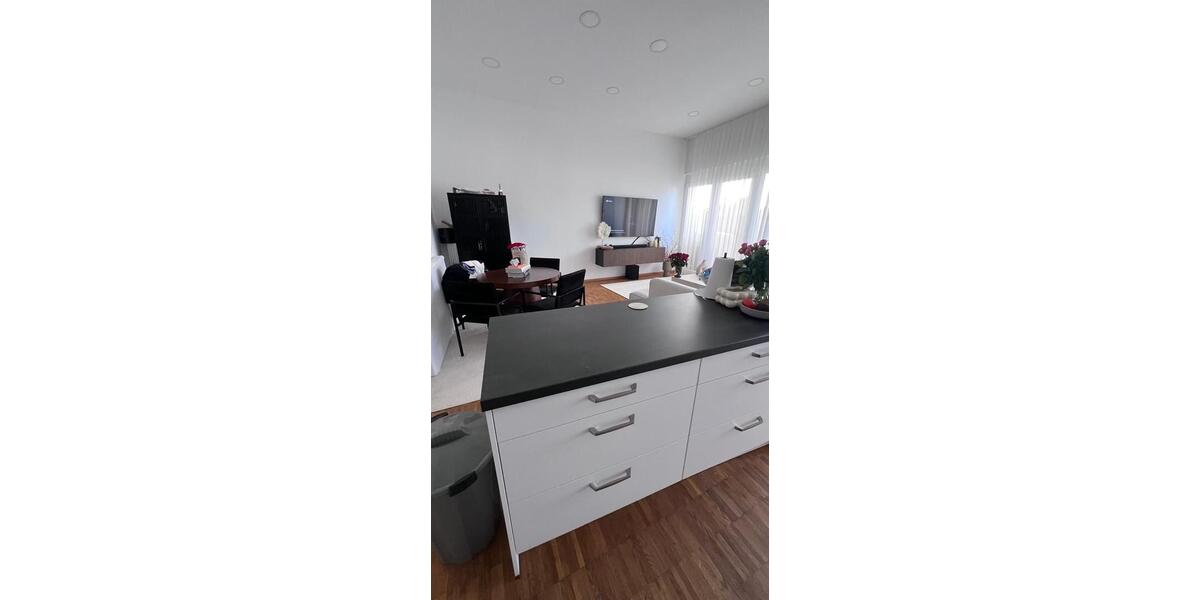 Erdgeschoßwohnung Roßdorf - 2 Zimmer, 70 m&sup2;, 900&euro; | Angebot:25393333