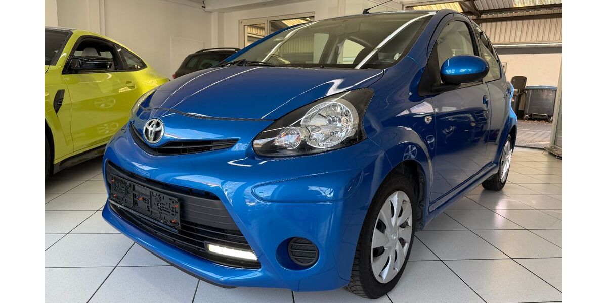 Toyota Aygo (X) 159.000 km 3.955 &euro; NEU ISENBURG 63263