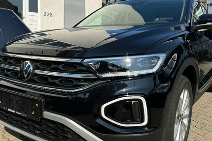 VW T-Roc 16.865 km 29.745 &euro; Frankfurt am Main 65936