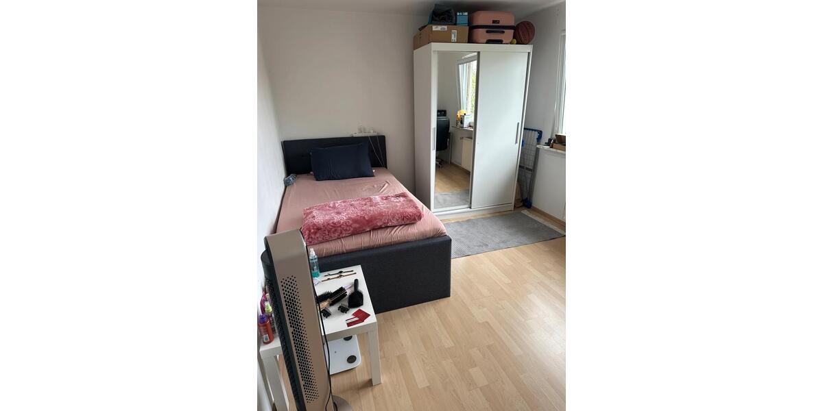 Dachgeschoßwohnung Darmstadt Darmstadt-West - 3 Zimmer, 55 m&sup2;, 1.250&euro; | Angebot:26604142