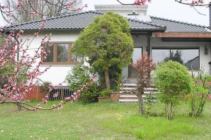 Haus Langen - 5 Zimmer, 183 m&sup2;, 1.820&euro; | Angebot:27285877