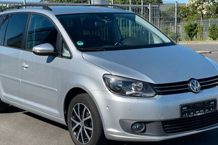 VW Touran 178.620 km 9.390 &euro; Ginsheim-Gustavsburg 65462