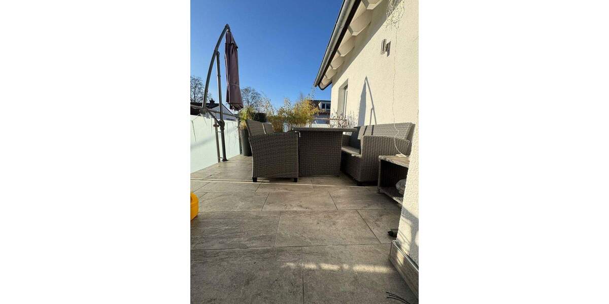 Etagenwohnung Frankfurt Am Main Schwanheim - 4 Zimmer, 129 m&sup2;, 699.000&euro; | Angebot:25043219