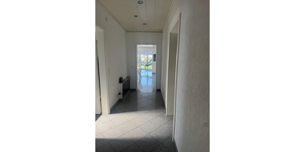 Exklusiv Mehrfamilienhaus +Sep.Haus ..Pool Halle Werkstatt usw zimmer