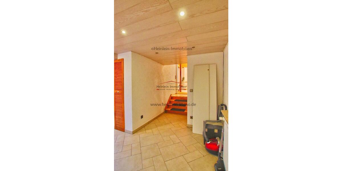 Einfamilienhaus# Stellplatz# Sauna# Winterg# Kaminofen# Hzg. aus 2016 & Solar# Griesheim Hofmannstr. - Einfamilienhaus Griesheim | Angebot:27013557