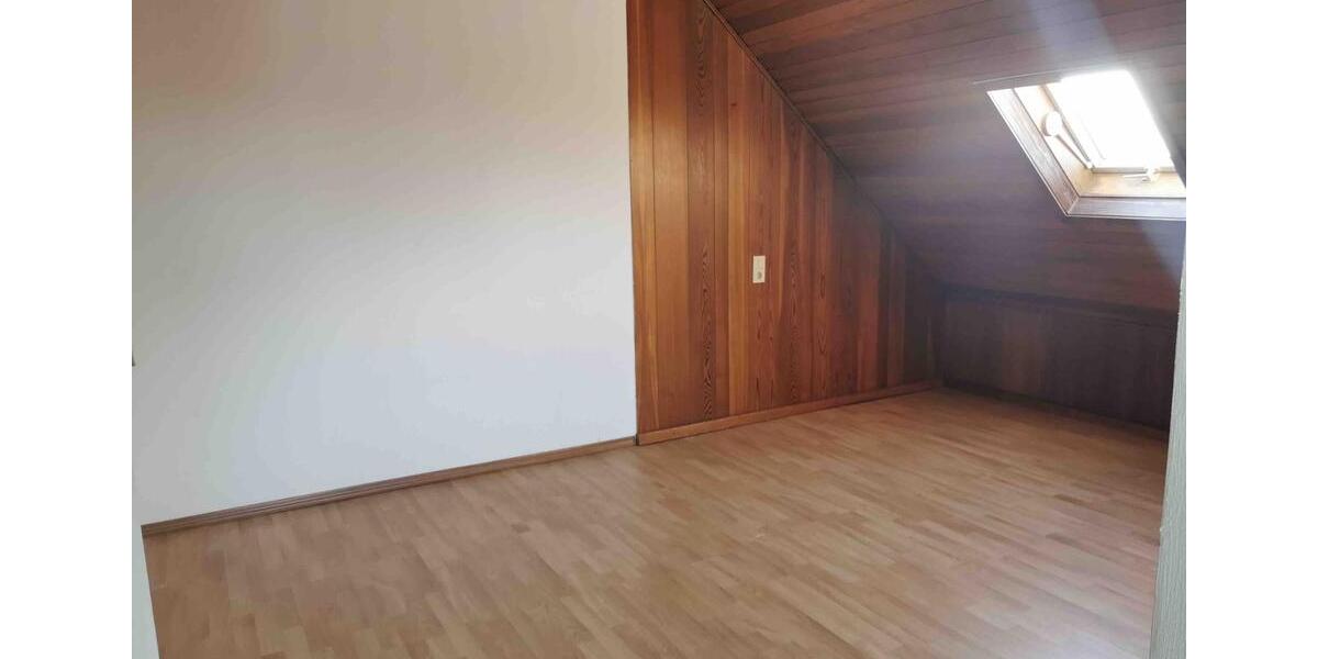 Dachgeschoßwohnung Groß-Umstadt Umstadt - 2 Zimmer, 77 m&sup2;, 650&euro; | Angebot:26339690