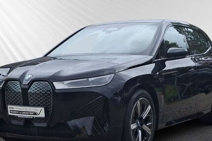 BMW iX 30.850 km 46.888 € Wiesbaden 65203