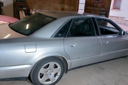 Audi A8 269.000 km 2.800 &euro; Bürstadt 68642