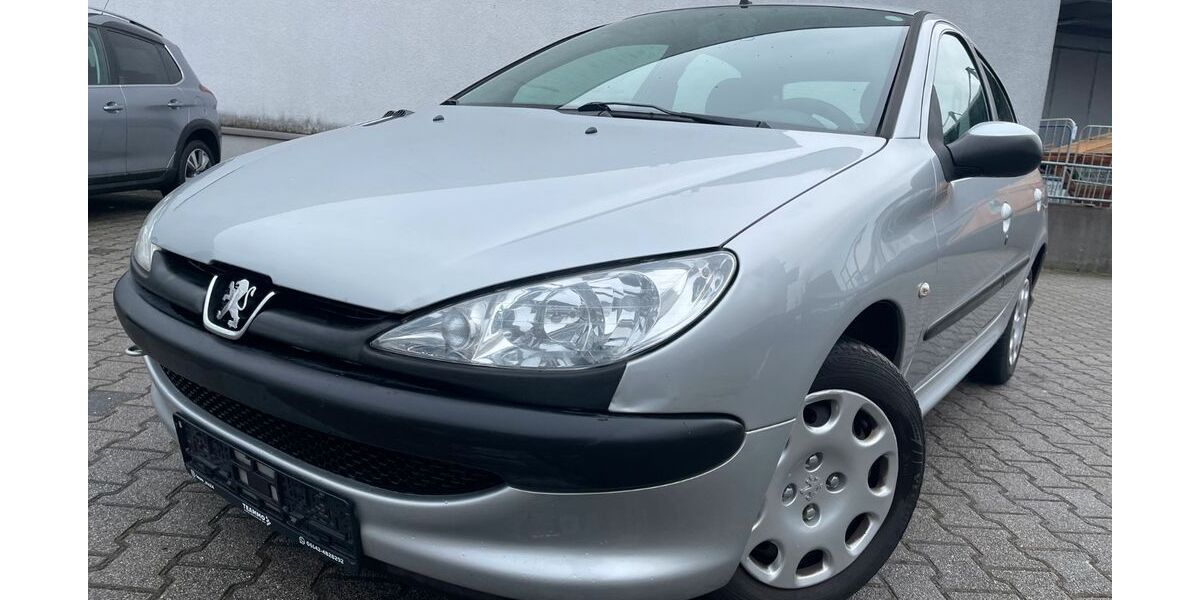 Peugeot 206 197.000 km 990 &euro; Rüsselsheim 65428