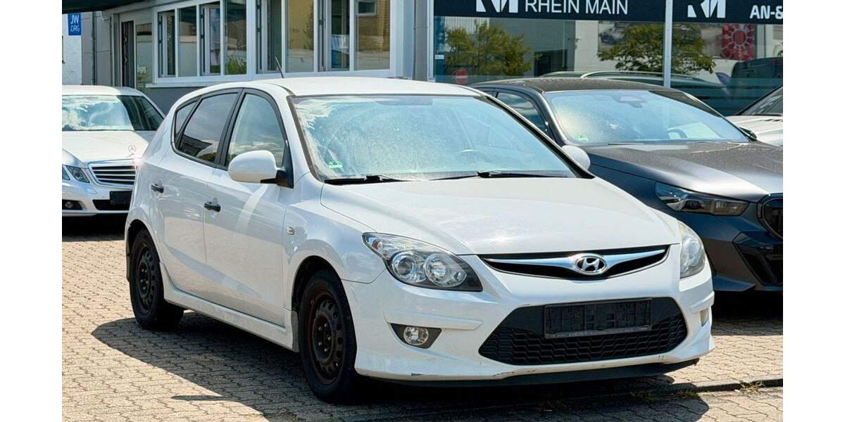 Hyundai i30 270.000 km 1.190 &euro; Rüsselsheim 65428