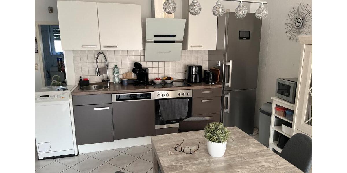 Moderne 2 Zimmer Wohnung mit Balkon auf Esch 2 zimmer