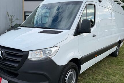 Mercedes-Benz Sprinter 149.050 km 25.490 &euro; Langen 63225