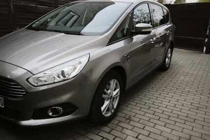 Ford S-Max 85.000 km 14.500 &euro; Hattersheim 65796