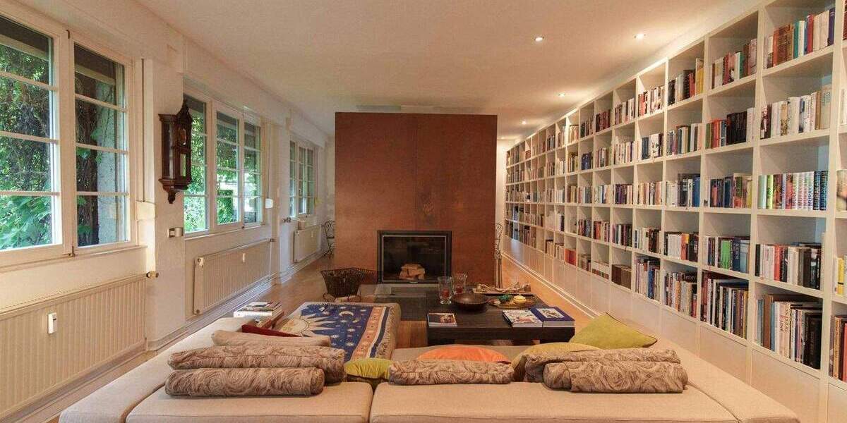 Repräsentative Büro- oder Praxisfläche mit Wintergarten, Dachterrasse und grünem Innenhof - in unmittelbarer Nähe zum Wilhelmsplatz. 3 zimmer