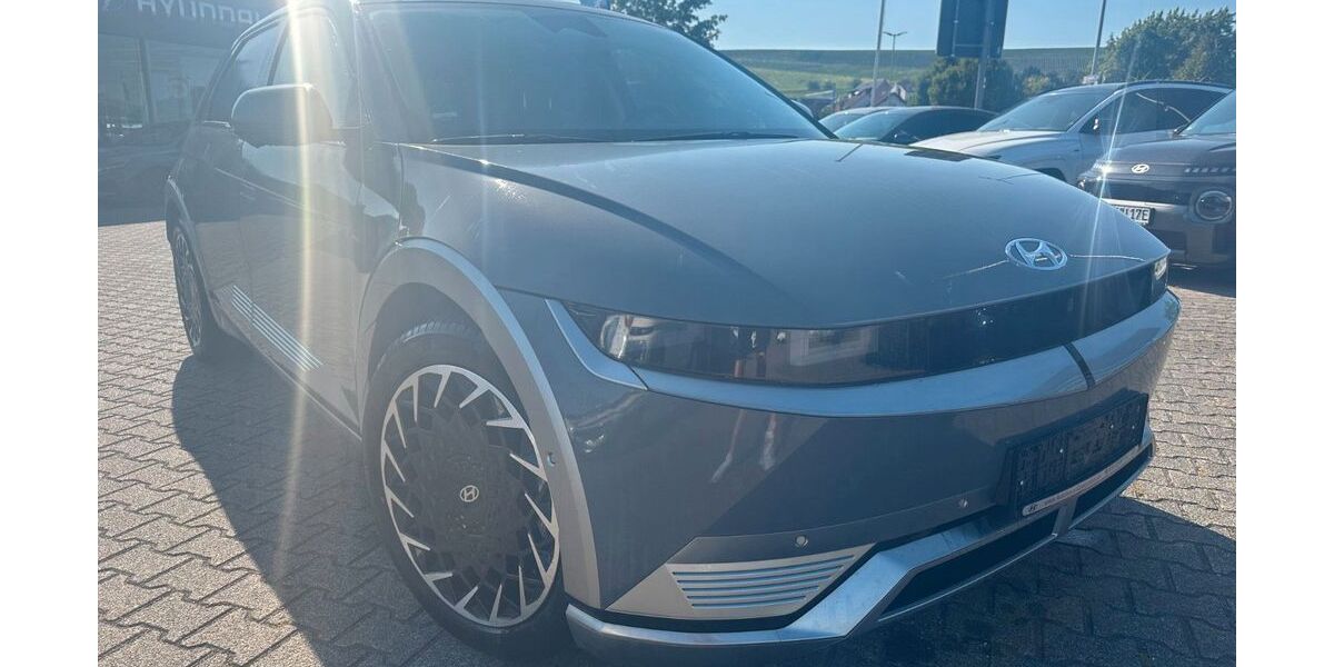 Hyundai IONIQ 5 2.800 km 39.000 &euro; Oppenheim 55276