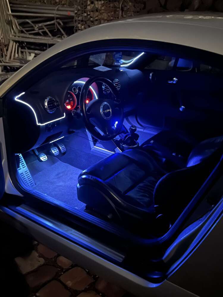 TT