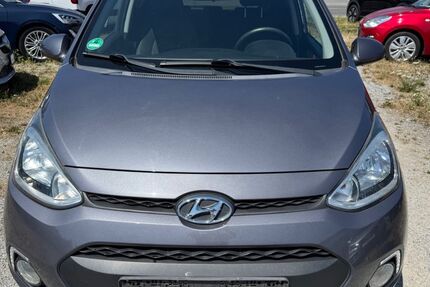Hyundai i10 98.000 km 6.490 &euro; Fürth 64658
