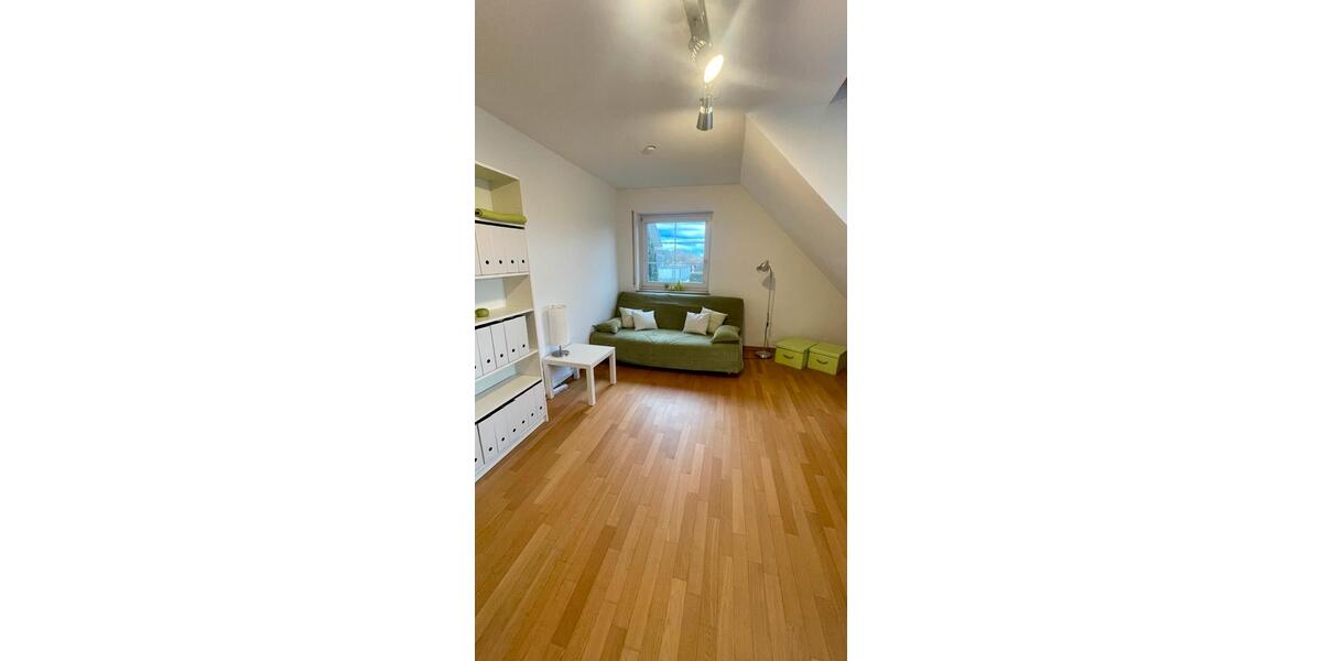 Dachgeschoßwohnung Langen (Hessen) - 3 Zimmer, 110 m&sup2;, 1.530&euro; | Angebot:25570232