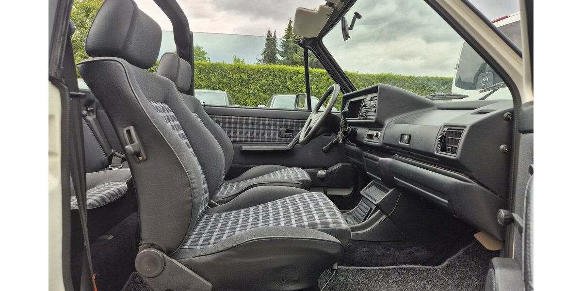 VW Golf 1 Cabrio 1. Hand, orig. 50000 Km 50.000 km 19.999 &euro; Rodgau 63110