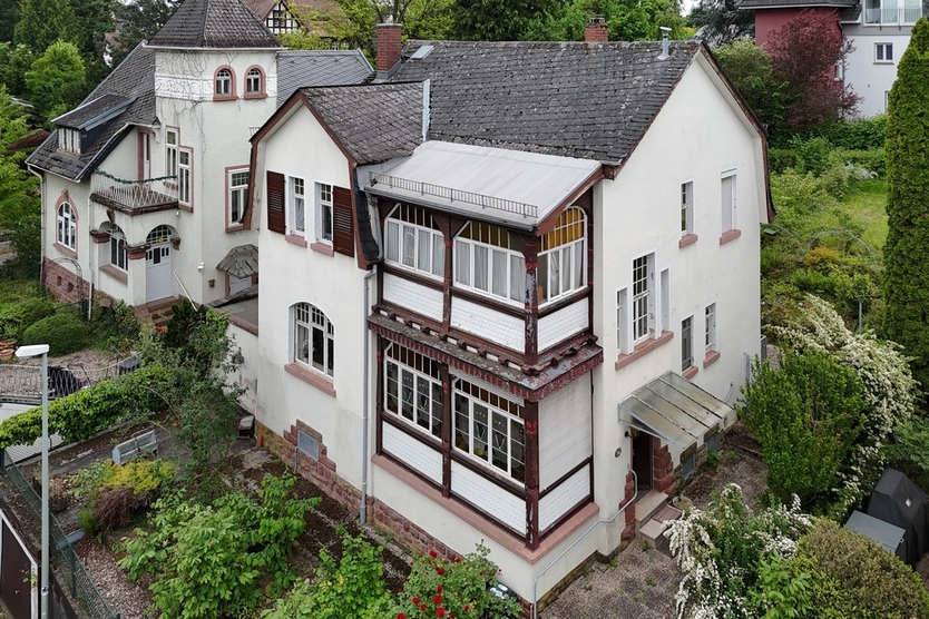 Hofheim: Das Besondere bewahren! Dieses historische Haus inspiriert zum Leben 5 zimmer