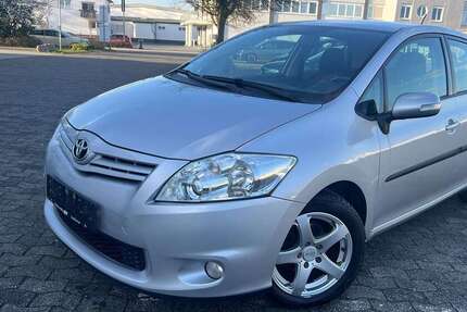 Toyota Auris 146.650 km 6.499 &euro; Gross-Gerau 64521